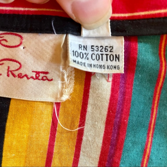 Miss O D by Oscar de la Renta cotton striped puff sleeve button down v neck - Picture 7 of 10